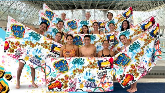 Selección de Natación Artística pone a la venta toallas para pagar gastos rumbo a París