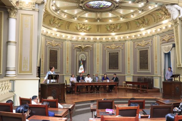 Reconoce LXI Legislatura labor del personal en el Día del Trabajador y Trabajadora del Congreso del Estado Reconoce LXI Legislatura labor del personal en el Día del Trabajador y Trabajadora del Congreso del Estado