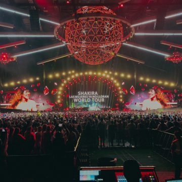 Shakira anuncia tour mundial durante presentación sorpresa en Coachella