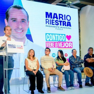 Presenta Mario Riestra plan de desarrollo social y humano para Puebla