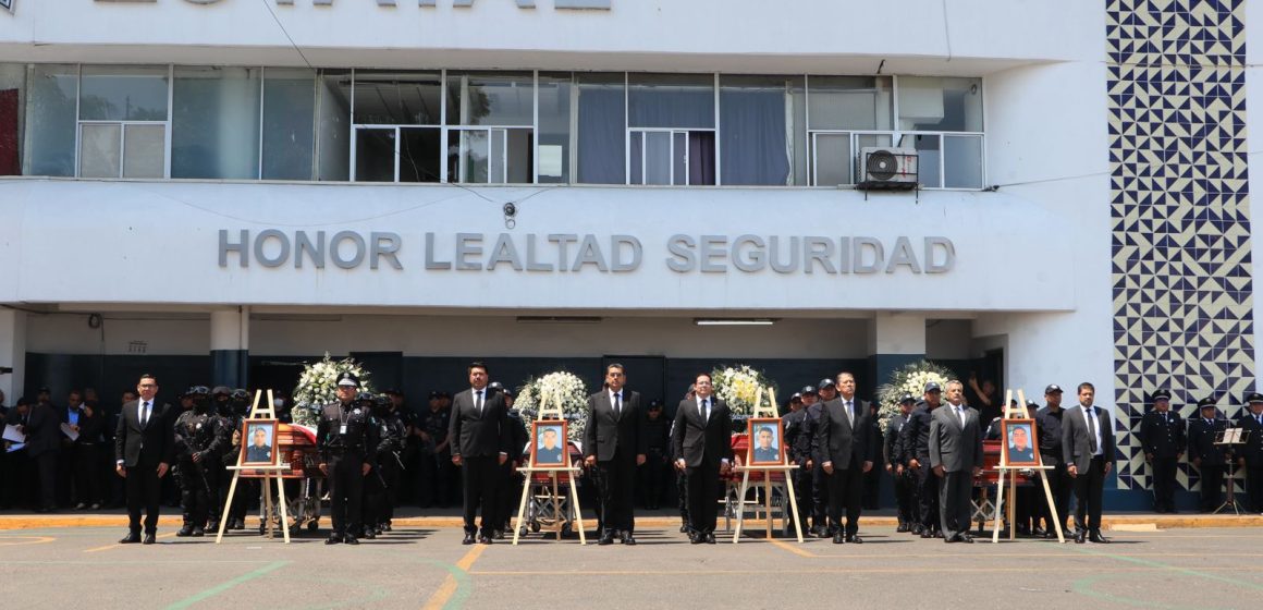 Como héroes despiden a los cuatro Policía Estatales caídos en el cumplimiento del deber