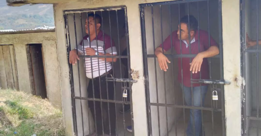 Por incumplir con obra, habitantes encarcelan a alcalde de Ocosingo, Chiapas