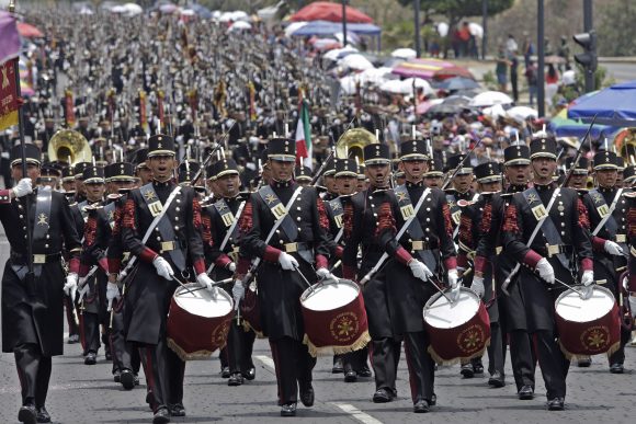 AMLO confirma asistencia al desfile del 5 de Mayo en Puebla