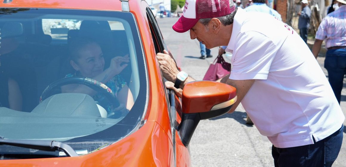 Seguridad y alumbrado piden habitantes de Romero Vargas a Pepe Chedraui