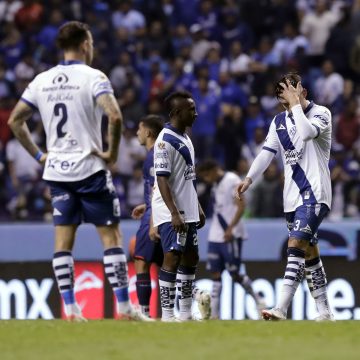 Club Puebla anuncia primeras bajas      