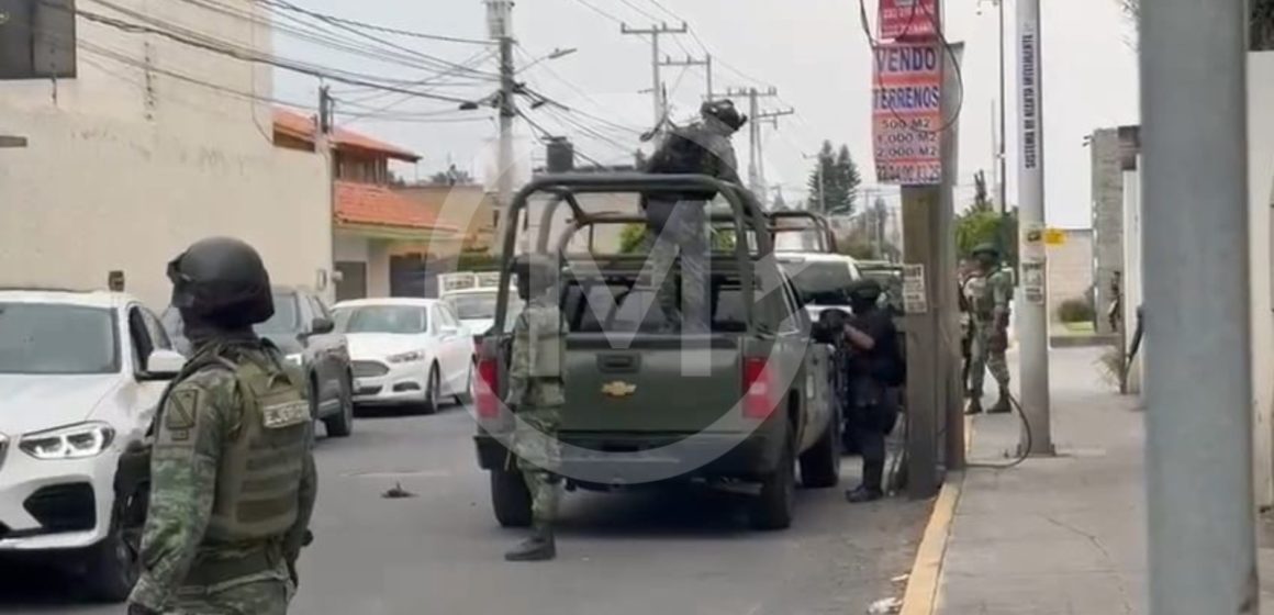 Fuerzas federales realizan dos cateos simultáneos en Puebla