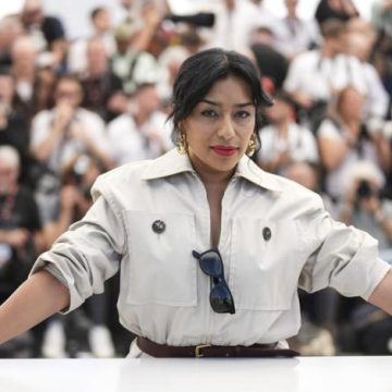 La mexicana Adriana Paz gana como mejor actriz en Cannes