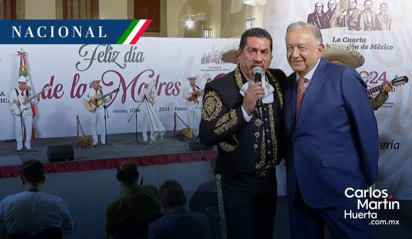 AMLO - Madres AMLO felicita a las madres de México