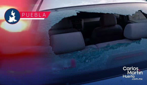 Agreden con balines a vehículo en la Vía Atlixcáyotl