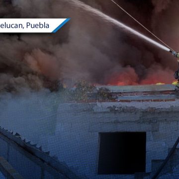 Incendio en fábrica de veladoras en Texmelucan ha sido mitigado