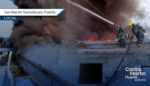 Incendio en fábrica de veladoras en Texmelucan ha sido mitigado