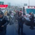 Policías ponen a salvo a mujer, pretendía quitarse la vida en puente de Calzada Zaragoza