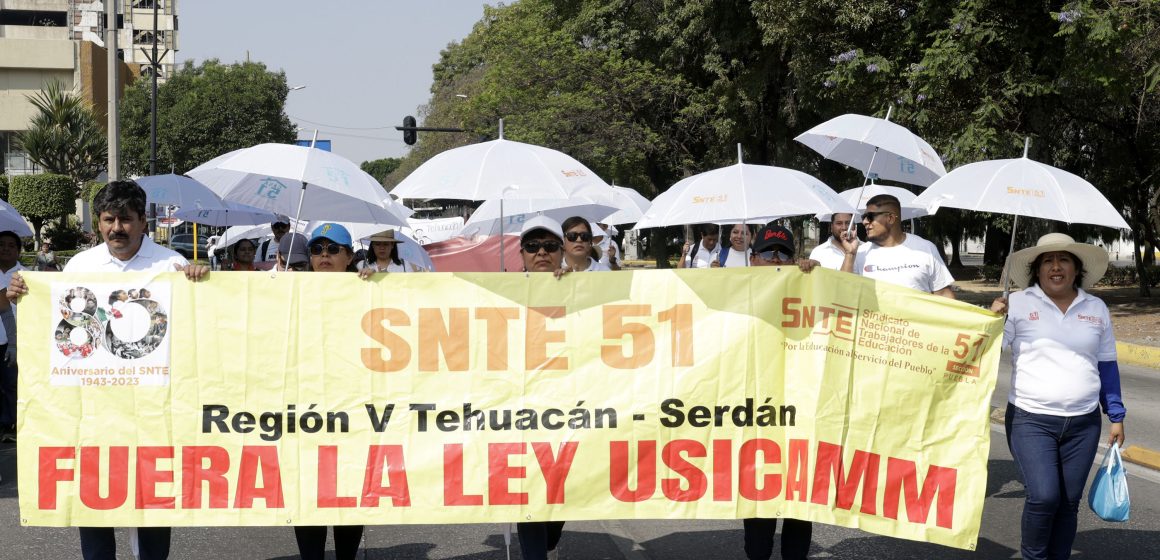Más de 12 mil agremiados del SNTE 51 marcharon este primero de mayo