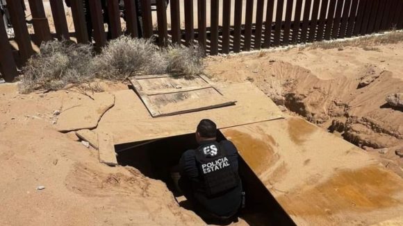 Descubren narcotúnel bajo muro fronterizo entre México y EU