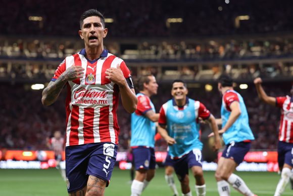Las Chivas toman ventaja ante los Diablos en los cuartos de final