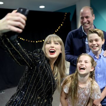 ¿El príncipe William es swiftie?; festeja cumpleaños en concierto de Taylor Swift