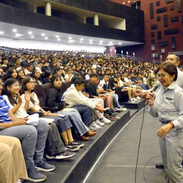 Supervisa rectora Lilia Cedillo Ramírez aplicación del Examen General de Admisión 2024 en el CCU