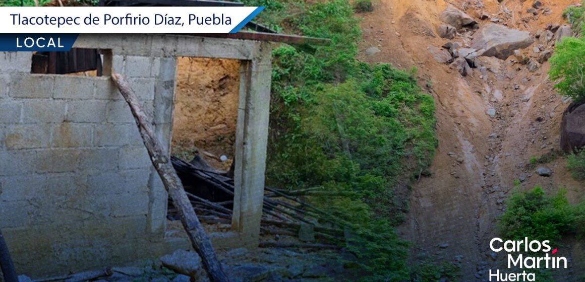 Deslizamiento de ladera sobre vivienda en Tlacotepec de Porfirio Díaz deja un muerto