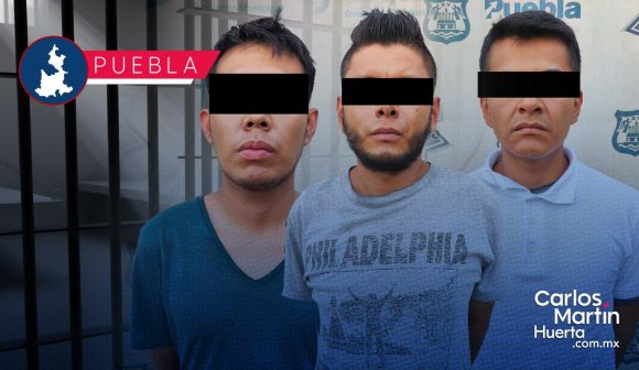 Detienen a tres hombres en posesión de arma y droga