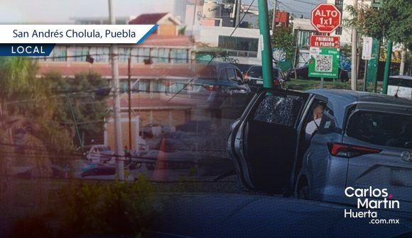 Atacan a balazos camioneta frente al colegio Camino Real