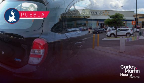 En minutos, roban vehículo en Walmart de Ciudad Judicial