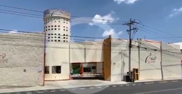 Localizan sin vida a hombre en motel de bulevar Forjadores