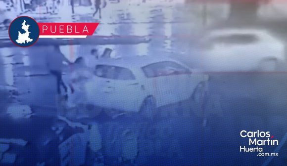 Mujer en sentido contrario choca contra taxi y huye; taxista pide ayuda para localizarla