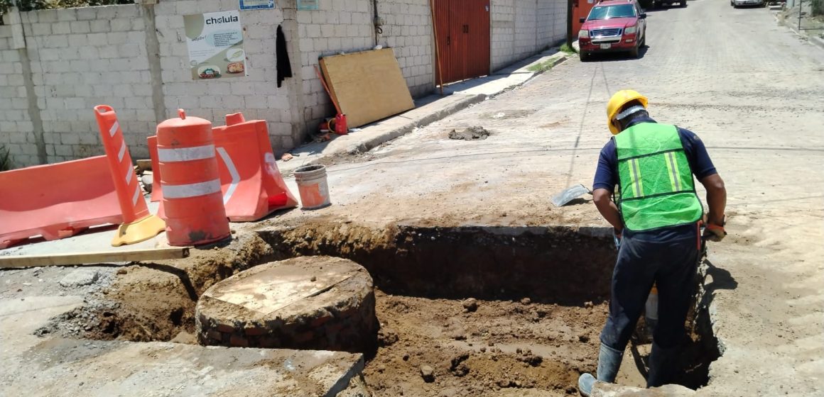Agua de Puebla Rehabilita el Colector Sanitario en la avenida Osa Mayor de la colonia San Miguel La Rosa