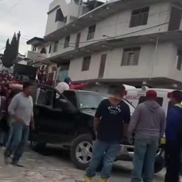 Conductor atropella cortejo fúnebre en Tepeaca; hay nueve personas lesionadas