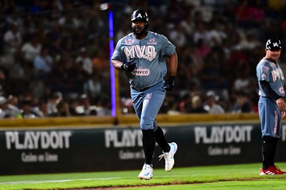 Chris Carter regresa con los Pericos de Puebla para el cierre de la Temporada 2024