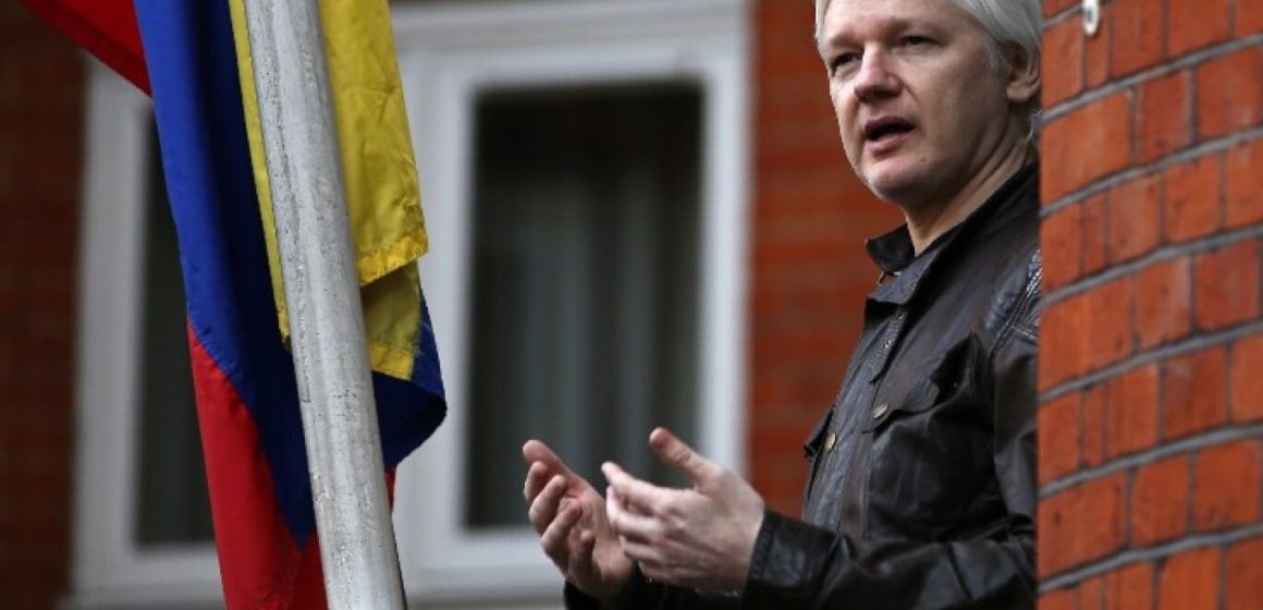 Julian Assange sale de prisión tras acuerdo con EU