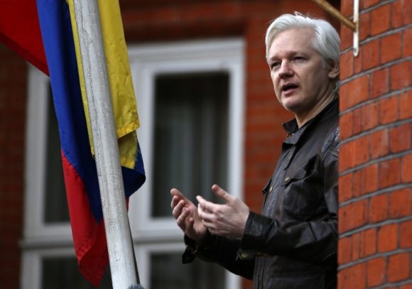 Julian Assange sale de prisión tras acuerdo con EU