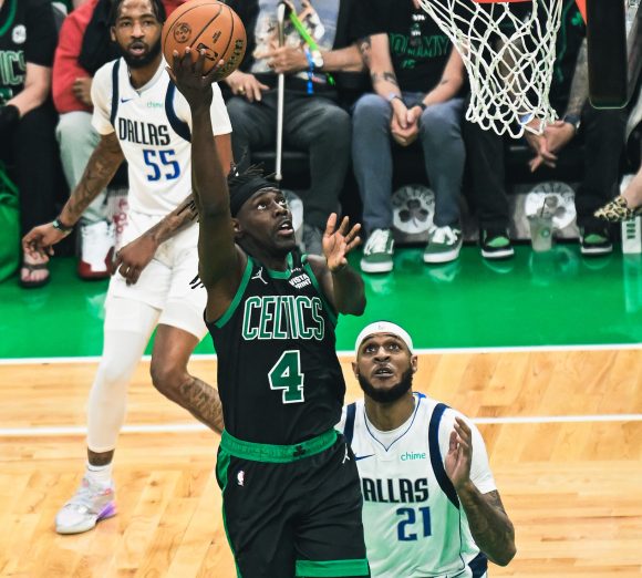 Los Celtics vencieron a los Mavericks y toman ventaja de dos juegos en las Finales
