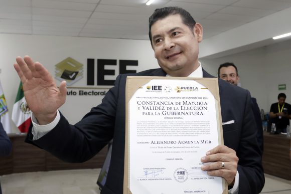 CCE felicita a Alejandro Armenta tras recibir la constancia de mayoría como Gobernador Electo de Puebla