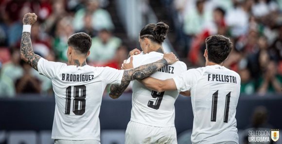 Uruguay exhibe a México en partido de preparación rumbo a la Copa América