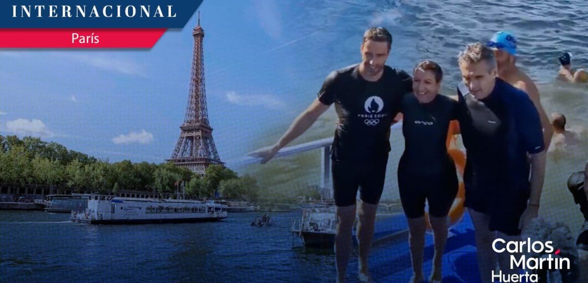 Funcionarios de París nadan en el río Sena para probar su limpieza