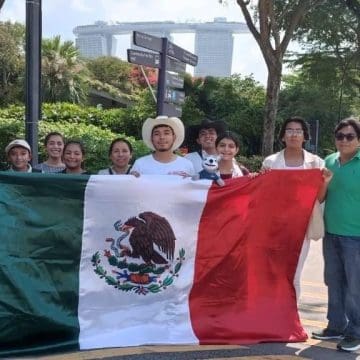 Estudiantes poblanos obtienen oro, plata y bronce en Olimpiada de Matemáticas en Singapur