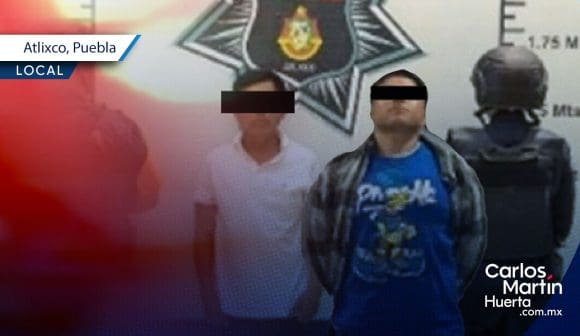 Recuperan auto robado en Atlixco; hay dos detenidos