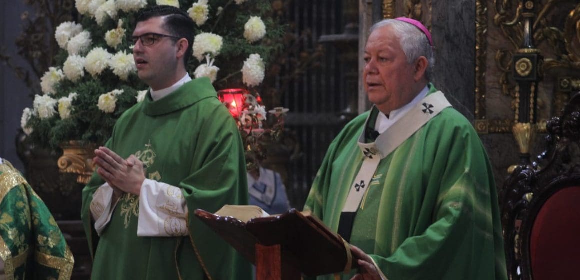 Arzobispo de Puebla, pide por el desncanso de la familia fallecida en Coronango