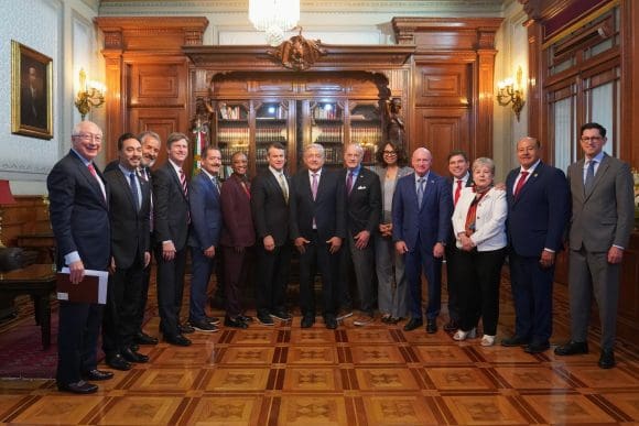 amlo reunión 1 Se reúne AMLO con congresistas de EU en Palacio Nacional