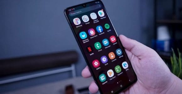 ¿Qué hacer antes de descargar una app?