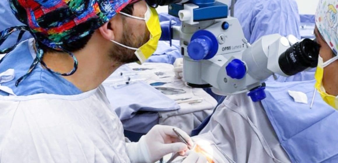 En la Unidad de Oftalmología de Cholula, IMSS-Bienestar realiza primer trasplante de córnea