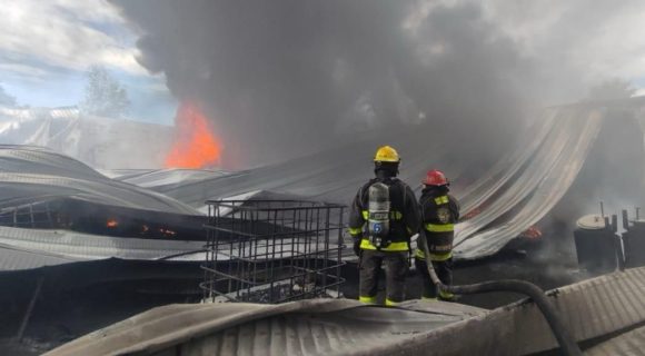 Destaca labor de bomberos de San Andrés Cholula en incendio ocurrido en Atzompa
