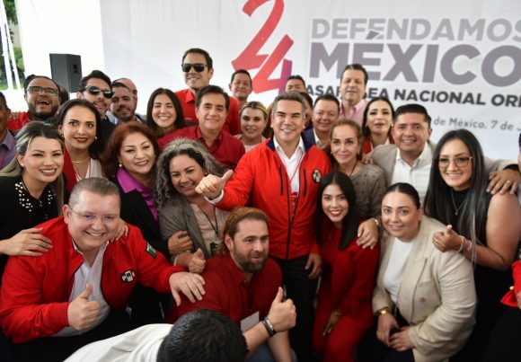 copia Delegados del PRI aprueban reelección de Alito Moreno