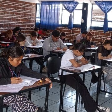 Presentan examen más de 4 mil egresados de bachillerato en escuelas normales: SEP