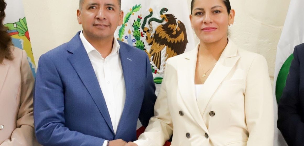 Realizan Mundo Tlatehui y Lupita Cuautle primera reunión para la transición en San Andrés Cholula