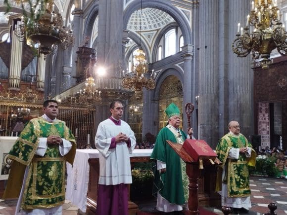 Arzobispo solicitará extender permanencia de reliquias de San Judas Tadeo en Puebla