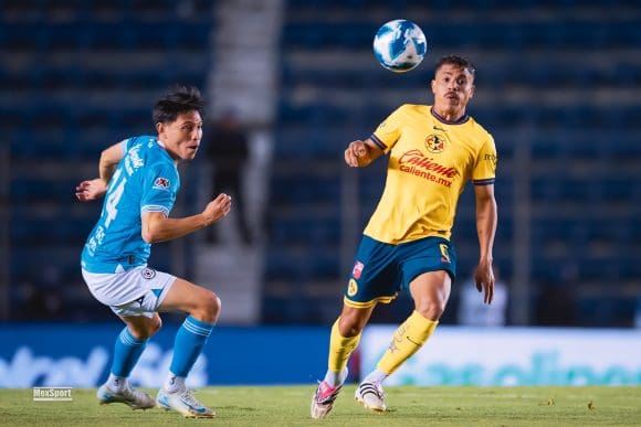 Cruz Azul vence al América en el Clásico Joven