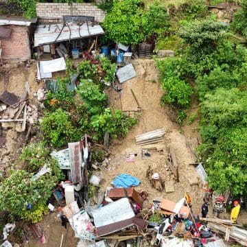 Mueren tres niñas por derrumbe en Jiutepec, Morelos