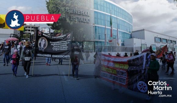 Manifestación de la 28 de Octubre genera caos vial en Puebla
